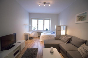 Гостиница 2ndhomes Pietarinkatu Apartment 2  Хельсинки